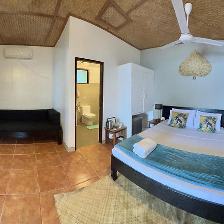 Golden Monkey Beach Hotel Эль-Нидо Экстерьер фото