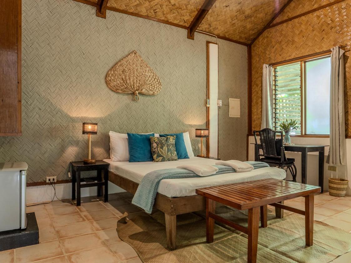 Golden Monkey Beach Hotel Эль-Нидо Экстерьер фото